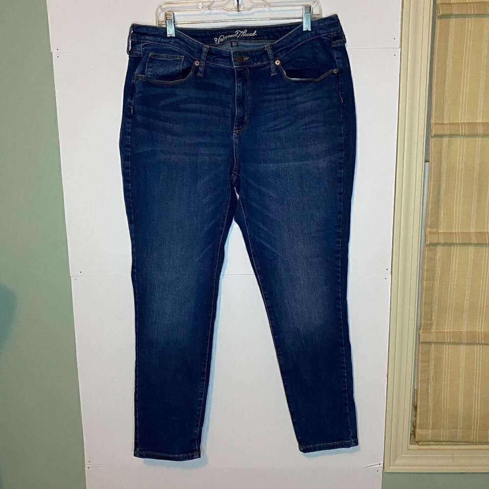 Universal Threads Jeans Size 18/34S Curvy Skinny